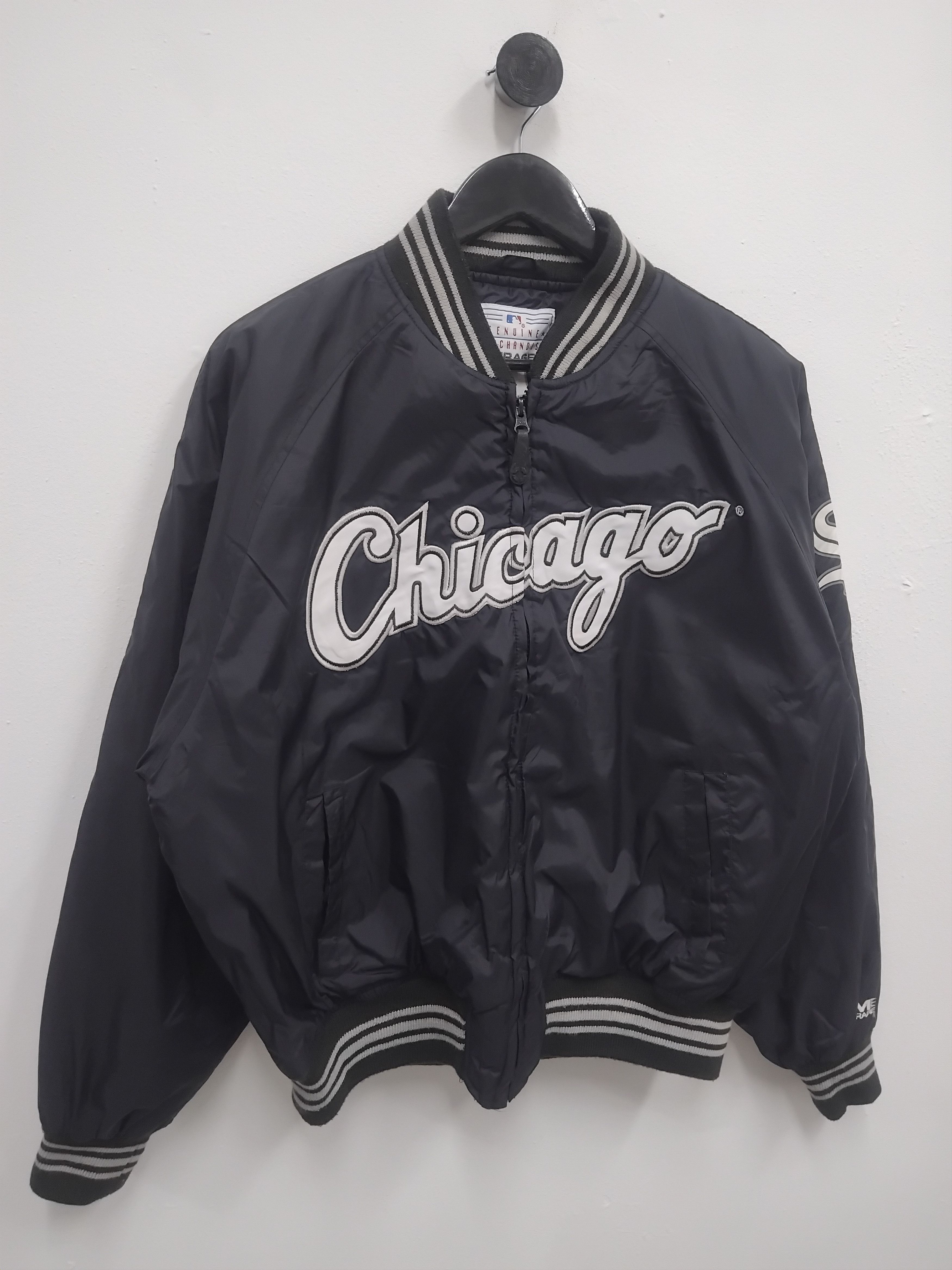 MLB 💥Vintage Chicago Varsity bomber jacket Size US M / EU 48-50 / 2 - 10 Thumbnail