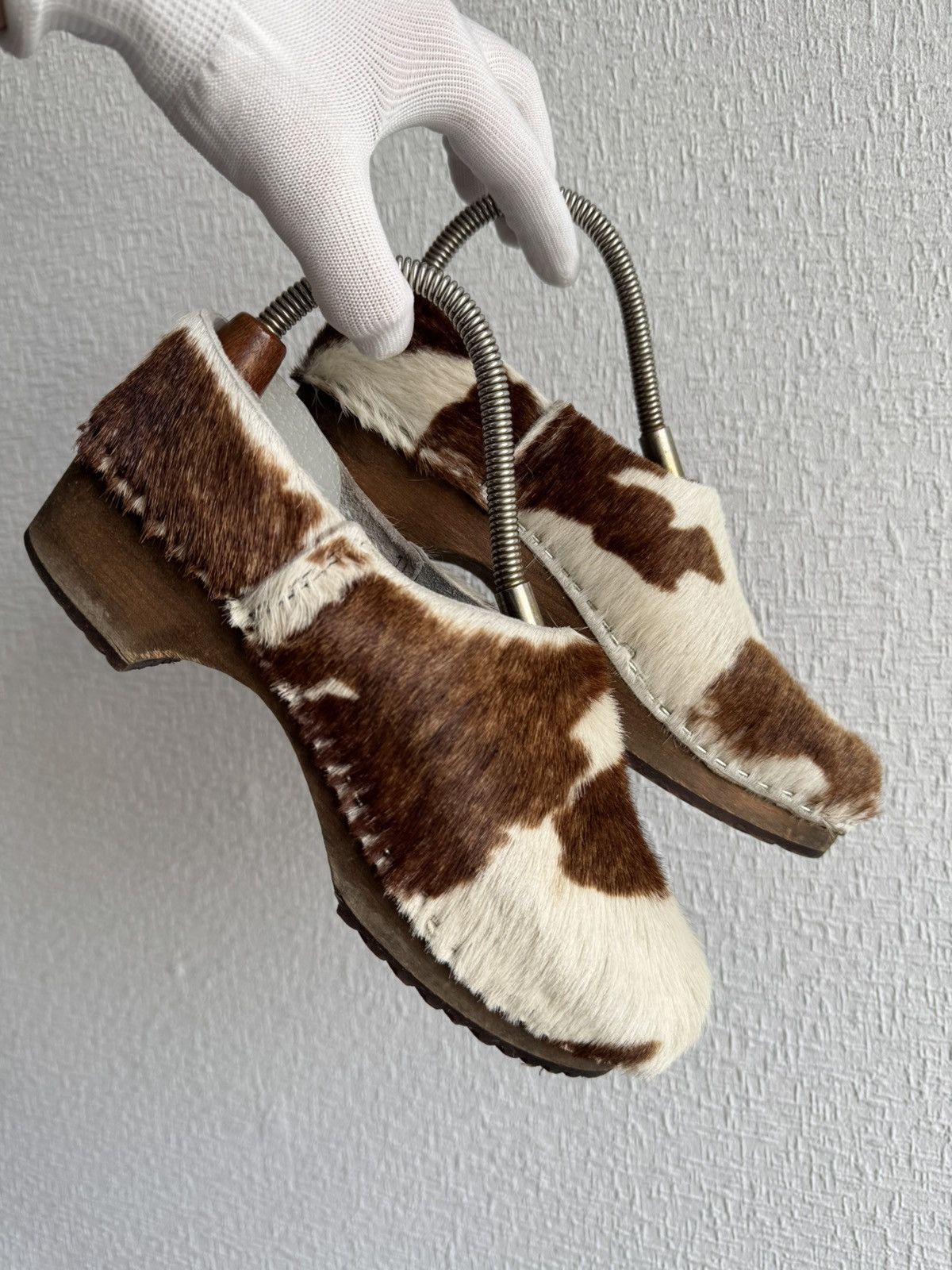 Handmade × Japanese Brand × Vintage Clogs Pascal Fur Cow Ankle Boot Y2K style Size US 9 / IT 39 - 1 Thumbnail