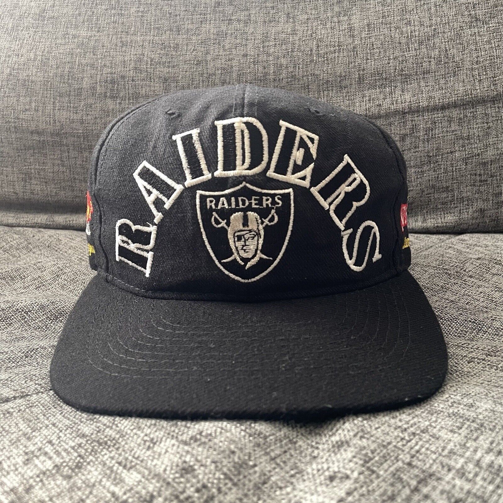 image of Oakland Raiders Hat Snap Back Nfl 3X Super Bowl in Black, Men's