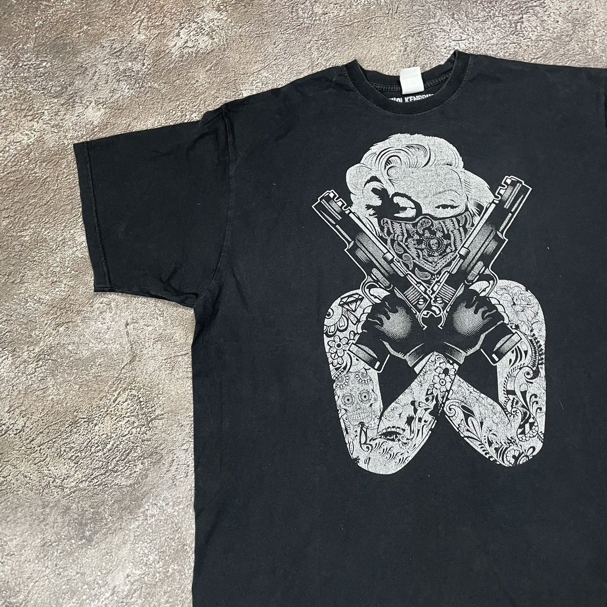 Vintage Vintage Y2K Graphic Tee Sun Faded Skull Guns Grunge Slim XXL Size US XXL / EU 58 / 5 - 2 Thumbnail