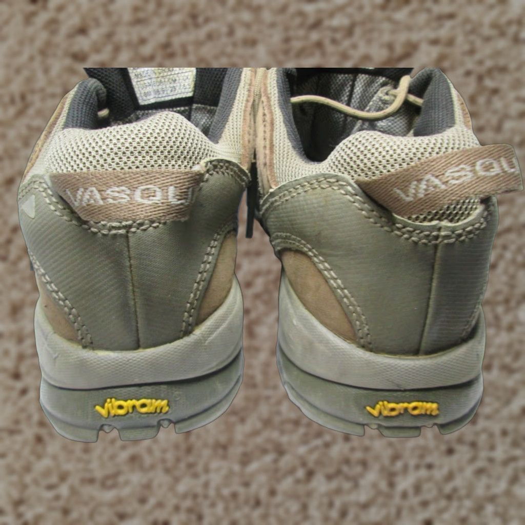 Vasque Vasque Womens Size 8M Sneakers Beige Leather Vibram Gore-Tex Logo Tie Active Size US 8 / IT 38 - 1 Thumbnail