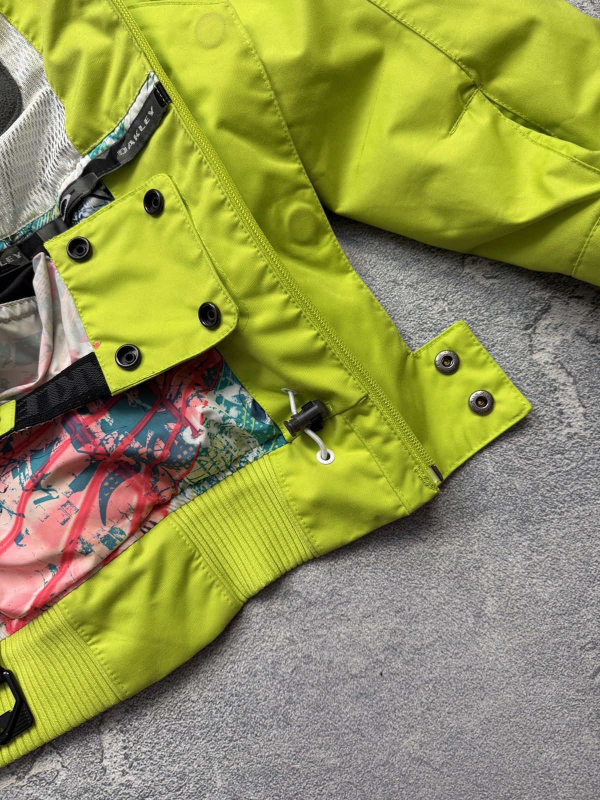 Oakley Vintage Oakley Jacket Hooded GorpCore Multi Pocket 00’s Ski Size US M / EU 48-50 / 2 - 20 Thumbnail