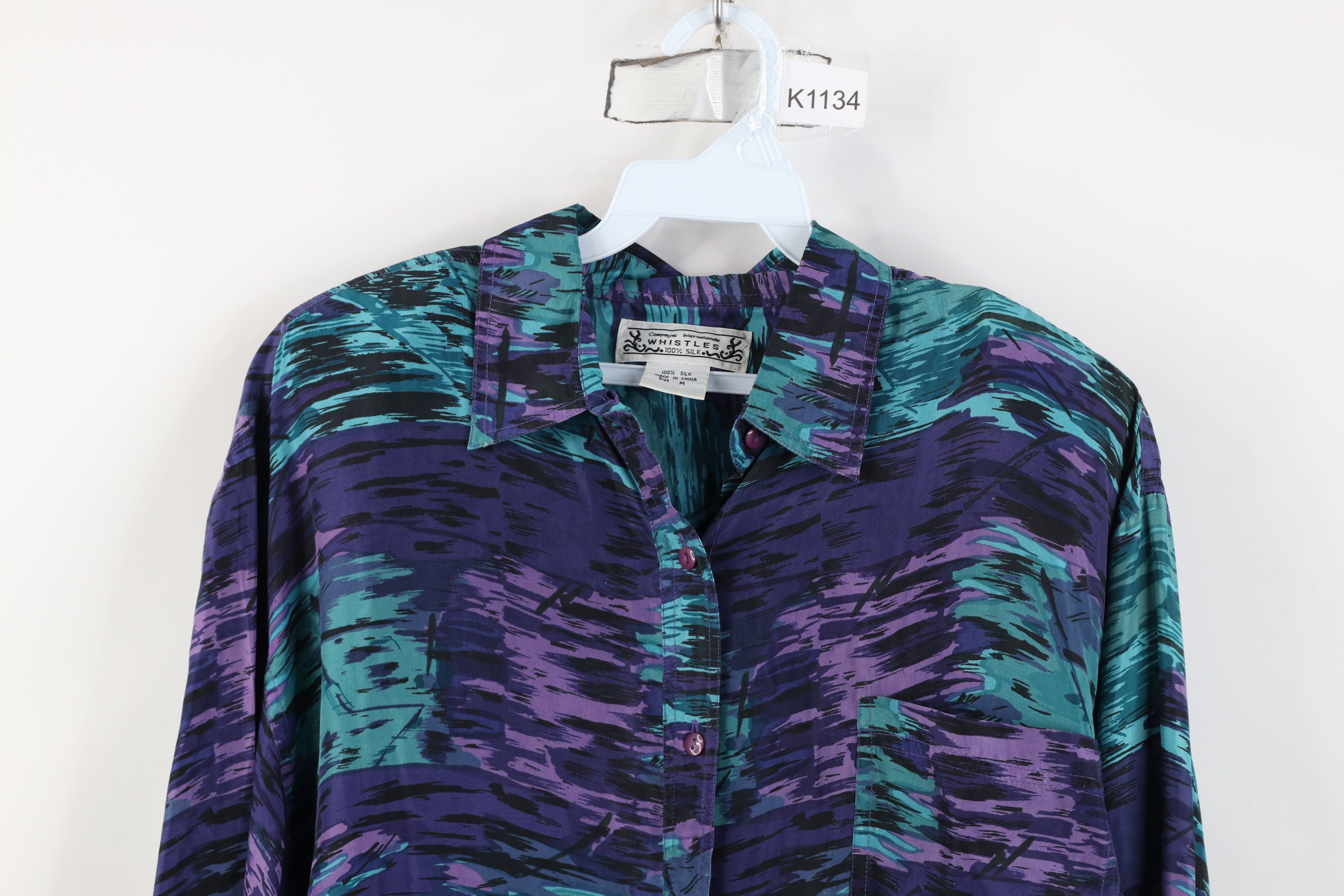 Vintage Vintage 90s Streetwear Baggy Silk Collared Button Shirt Size M / US 6-8 / IT 42-44 - 2 Thumbnail