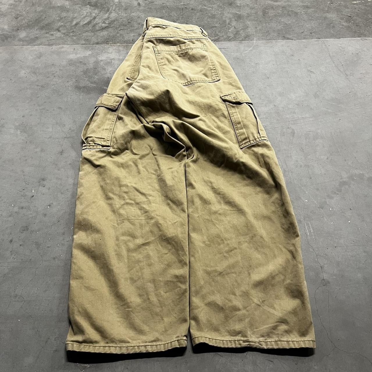 Japanese Brand × Vintage Vintage Y2K/2000s Baggy Carhartt Style Khaki Cargo Pants! Size US 32 / EU 48 - 6 Thumbnail