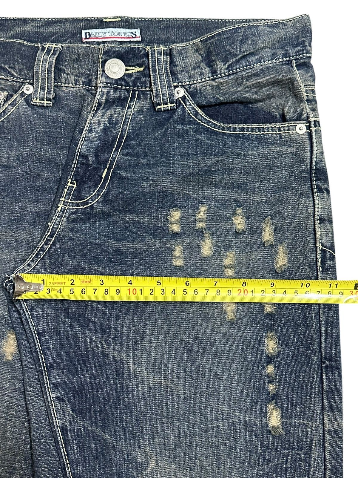 Japanese Brand Vintage Japanese Brand Blue Thunder Wash Distress Jeans Size US 32 / EU 48 - 14 Thumbnail