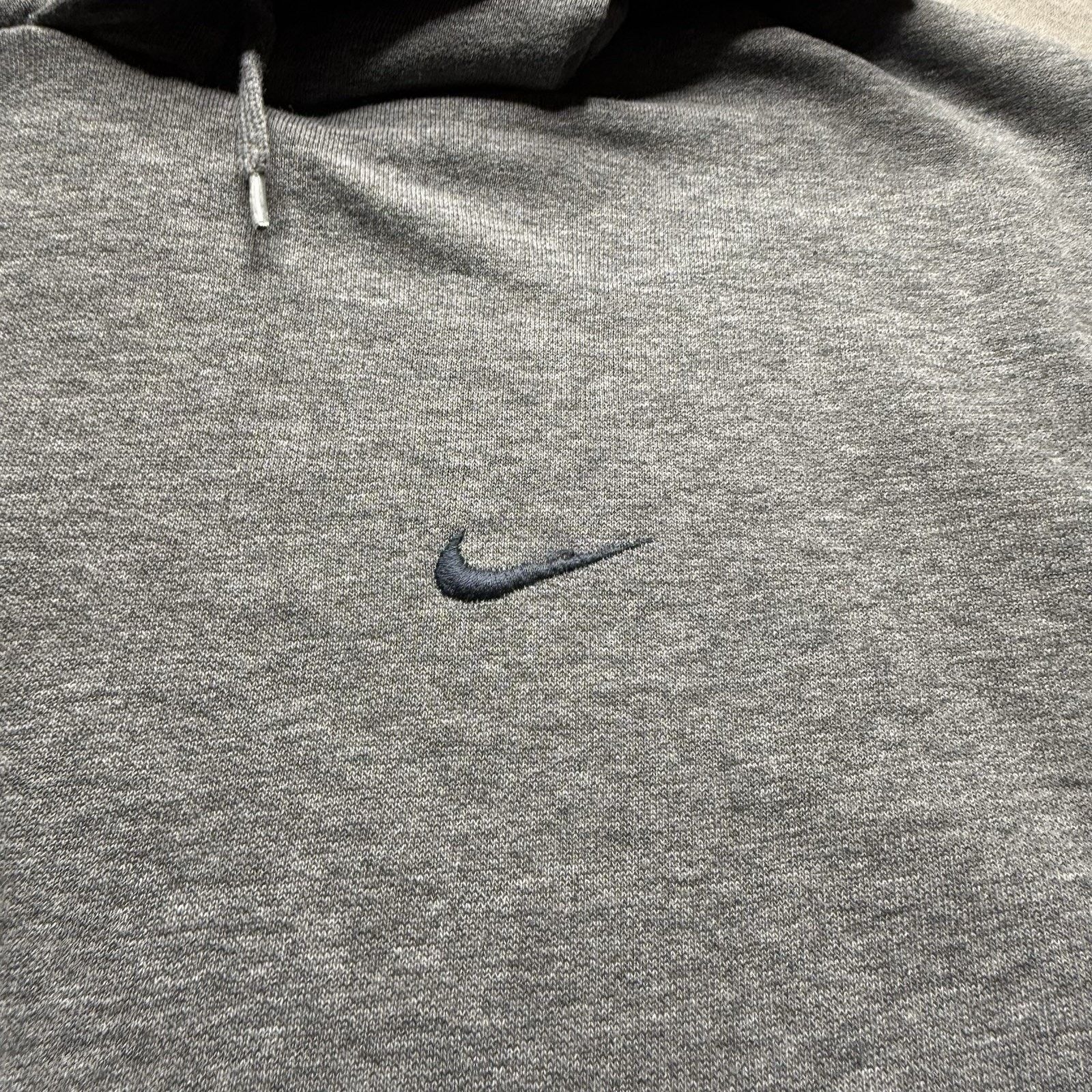 Nike Vintage Y2K Nike Mini Swoosh Grey Hoodie Tag Medium Size US M / EU 48-50 / 2 - 3 Thumbnail