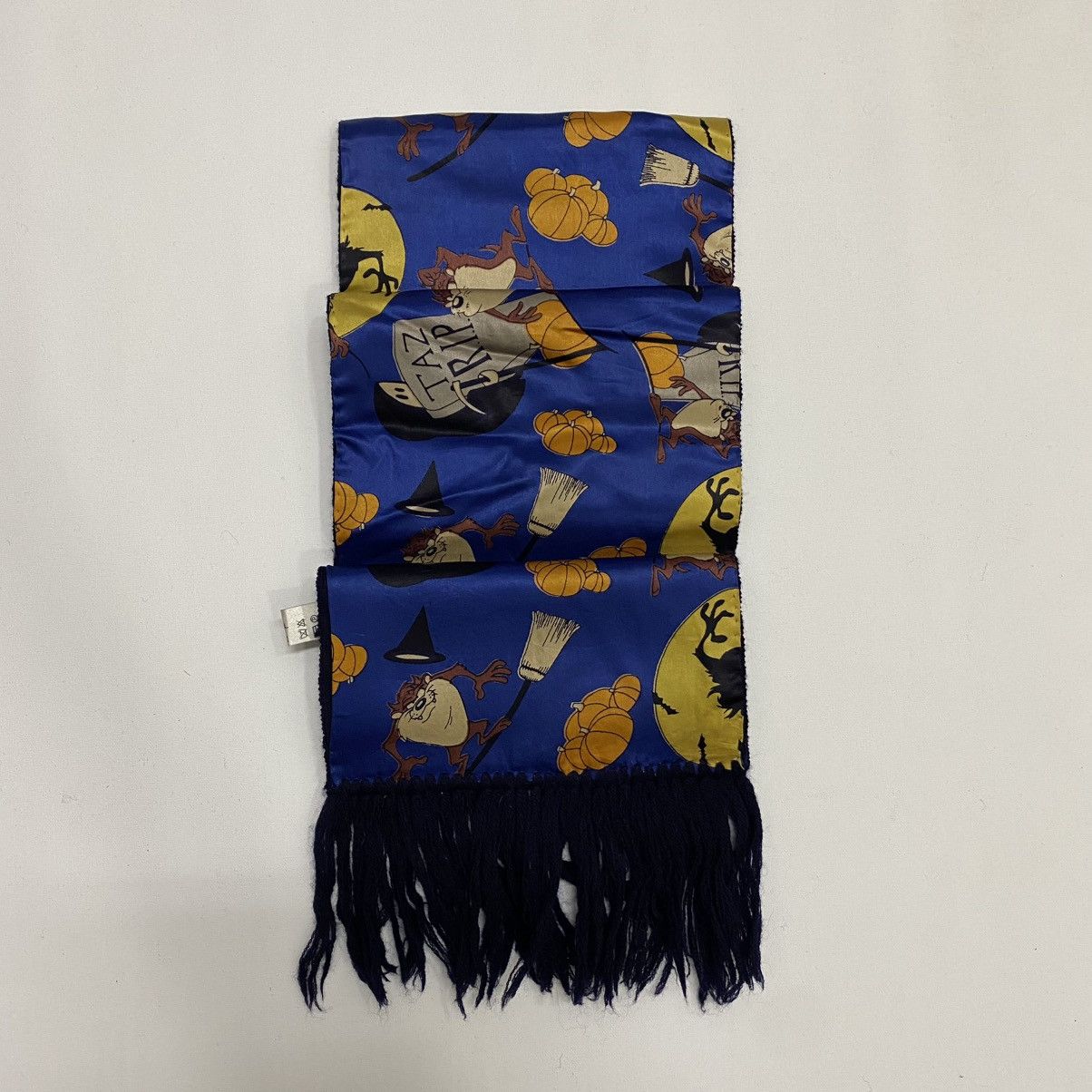 Cartoon Network TAZMANIA JAPANESSE CARTOON SILK SCARF MUFFLER JB001 Size ONE SIZE - 8 Thumbnail