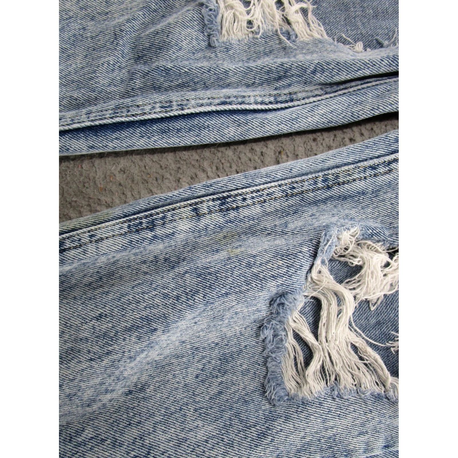 Vintage Kancan Women's Light Wash Denim Jeans Size 11 Regular 5-Pocket Distressed City Straight Jeans Bluefaded Denim Blue Size 32" / US 10 / IT 46 - 2 Thumbnail