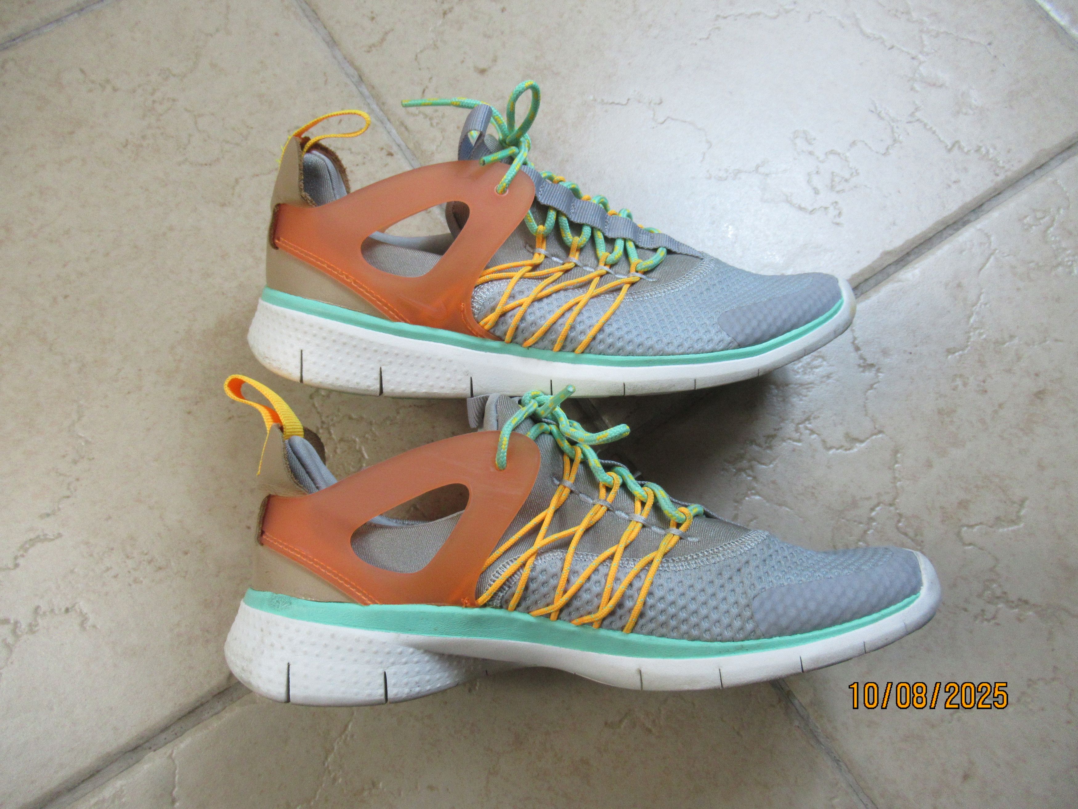 Nike Nike Free Virtuous (725060-003) Size US 5.5 / IT 35.5 - 2 Thumbnail