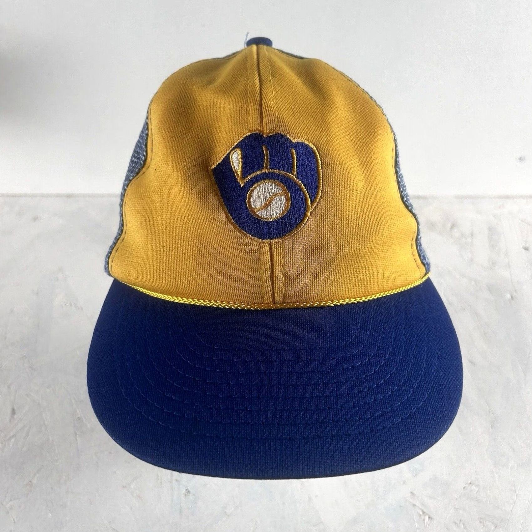 Vintage VINTAGE McDonalds Milwaukee Brewers 1985 Adjustable Snapback Baseball Cap Hat Mens White Yellow 80s Team Cap Size ONE SIZE - 2 Thumbnail