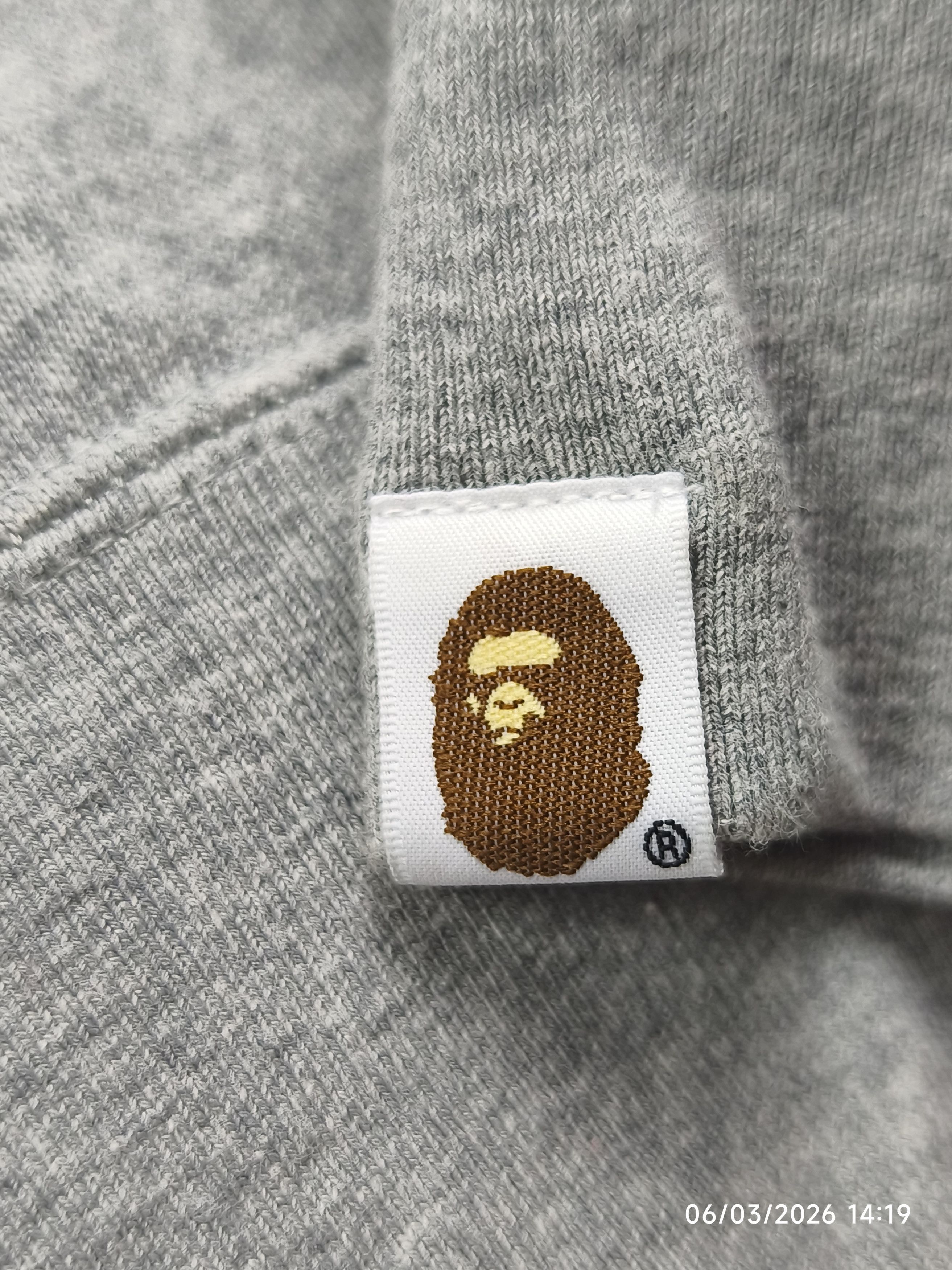 Bape Bape - one point - multi camou script sweatshirt Size US L / EU 52-54 / 3 - 8 Thumbnail