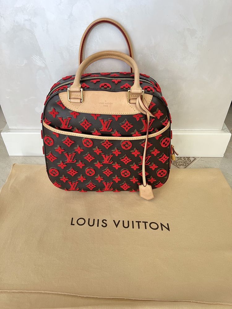 Louis Vuitton Louis Vuitton Limited Edition Prefall 2013 Monogram Tote Bag Size ONE SIZE - 2 Thumbnail