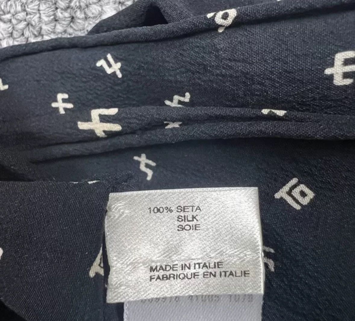 Saint Laurent Paris × Yves Saint Laurent Saint Laurent slp15ss Sanskrit silk scarf2412-Nextarrow Size ONE SIZE - 4 Thumbnail