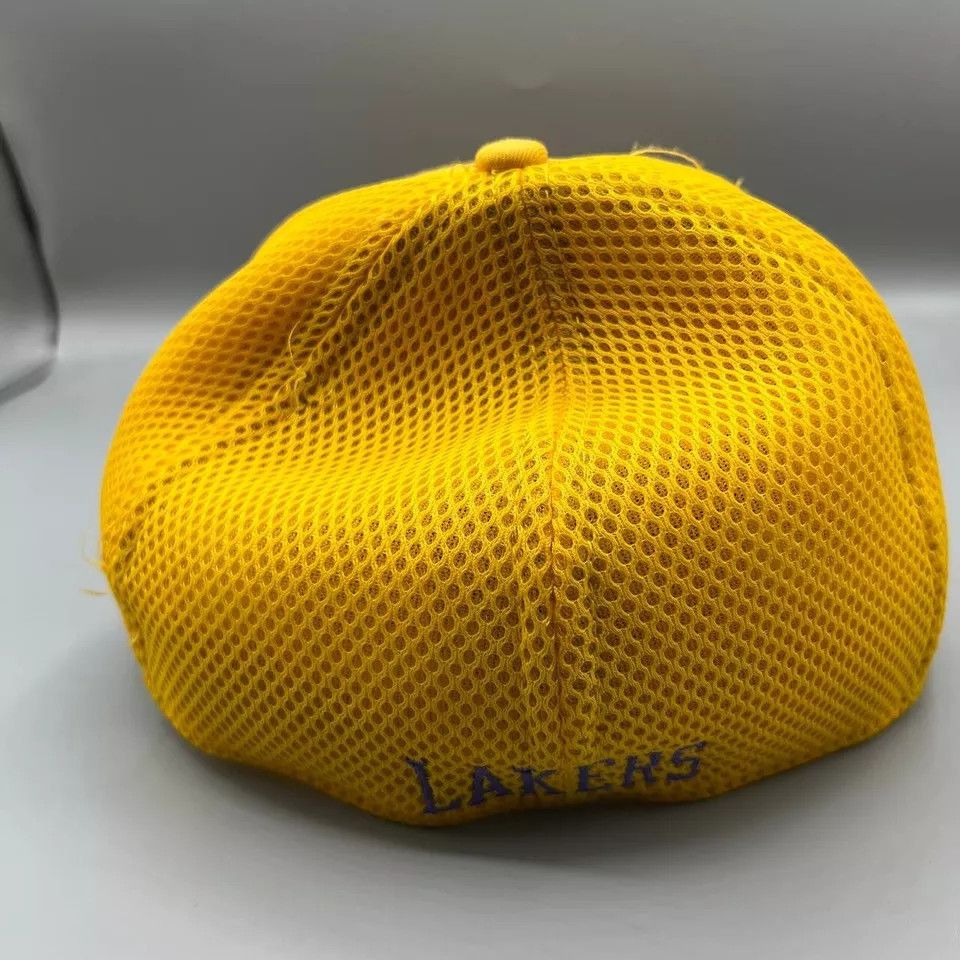 New Era LA Lakers Hat Men S-M 39Thirty New Era Stretch Fitted Cap Size ONE SIZE - 5 Thumbnail