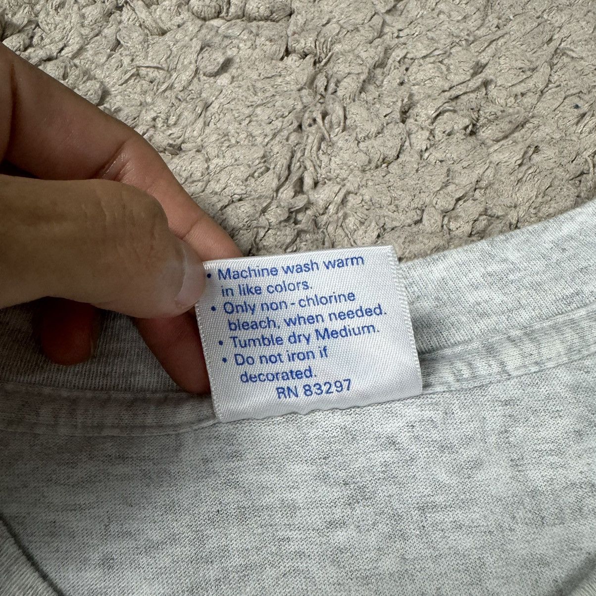 Vintage Vintage Art Im a Midwife Wording T-shirt Size US L / EU 52-54 / 3 - 17 Thumbnail