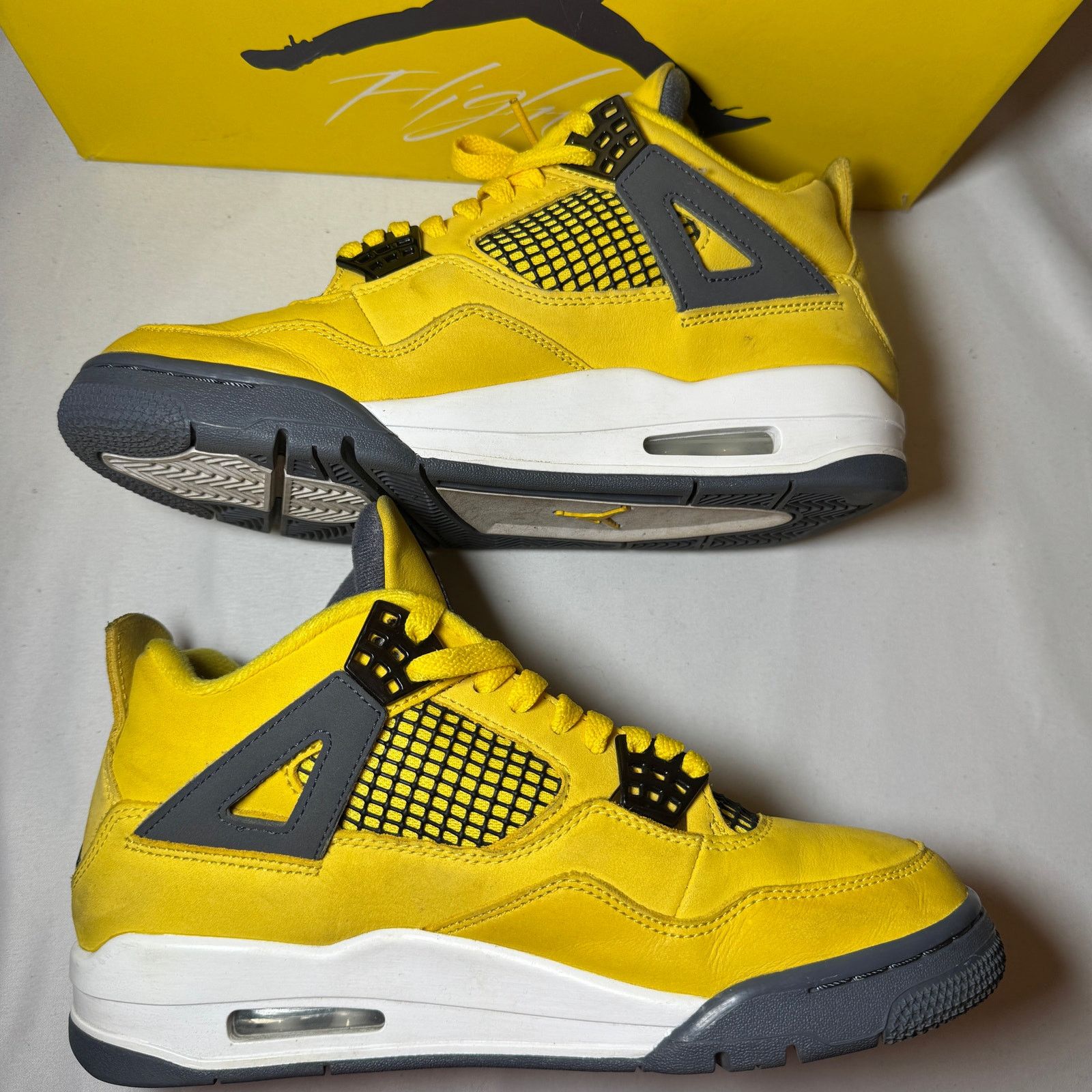 Jordan Brand × Nike Size 7.5 Nike Air Jordan 4 Retro Lightning 2021 Men's Shoes Size US 7.5 / EU 40-41 - 3 Thumbnail