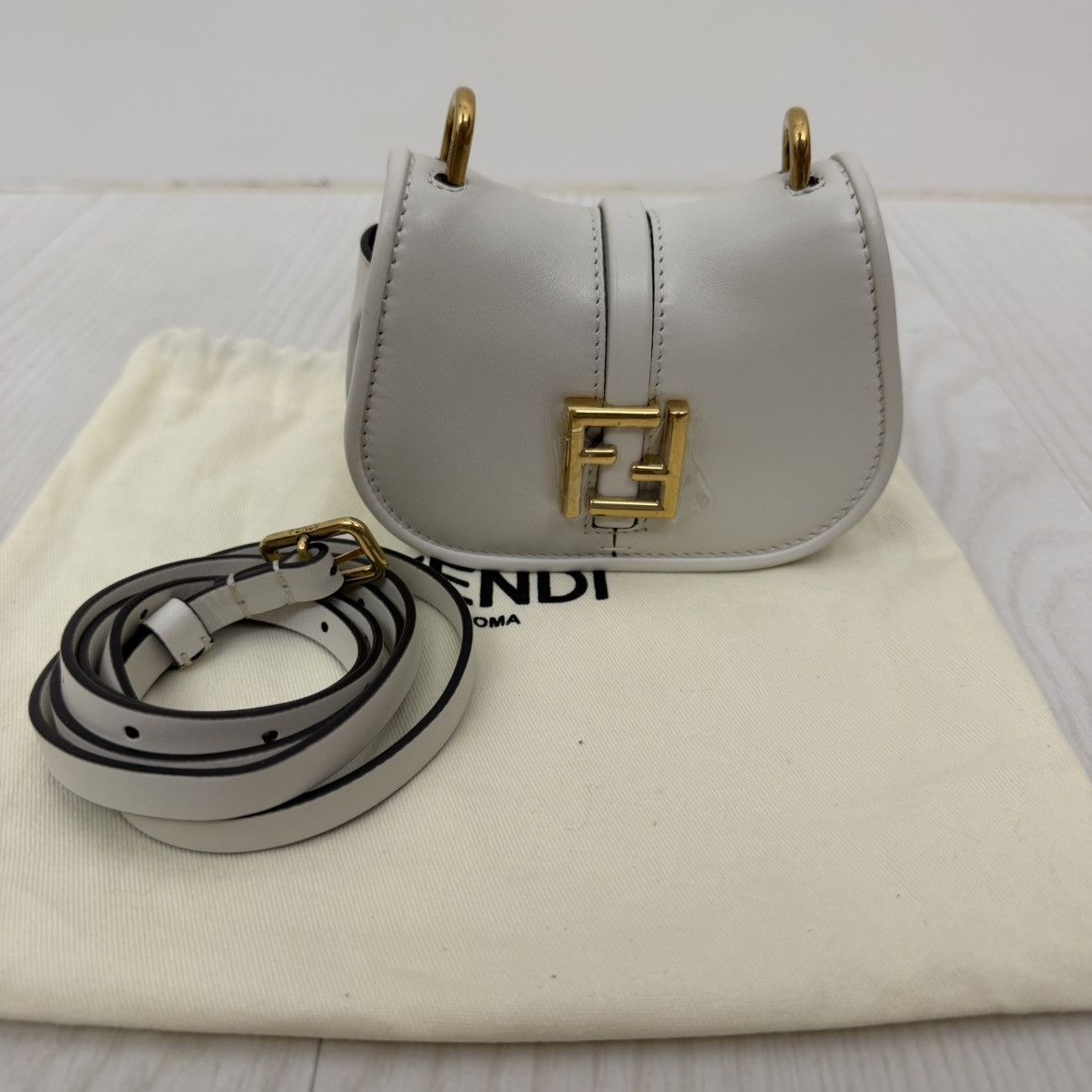 Fendi Fendi C'mon Nano Charm Mini Bag White Size ONE SIZE - 4 Thumbnail