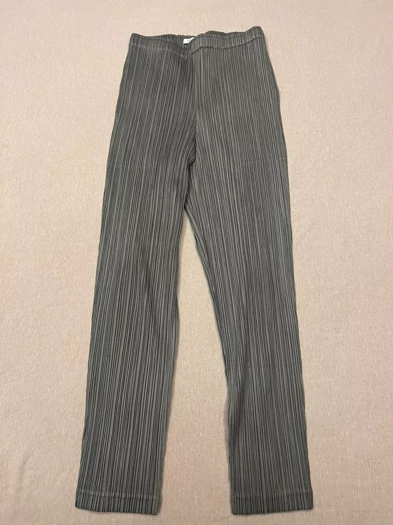 Issey Miyake Issey Miyake size:2 Green pleated trousers Size 31" - 1 Thumbnail