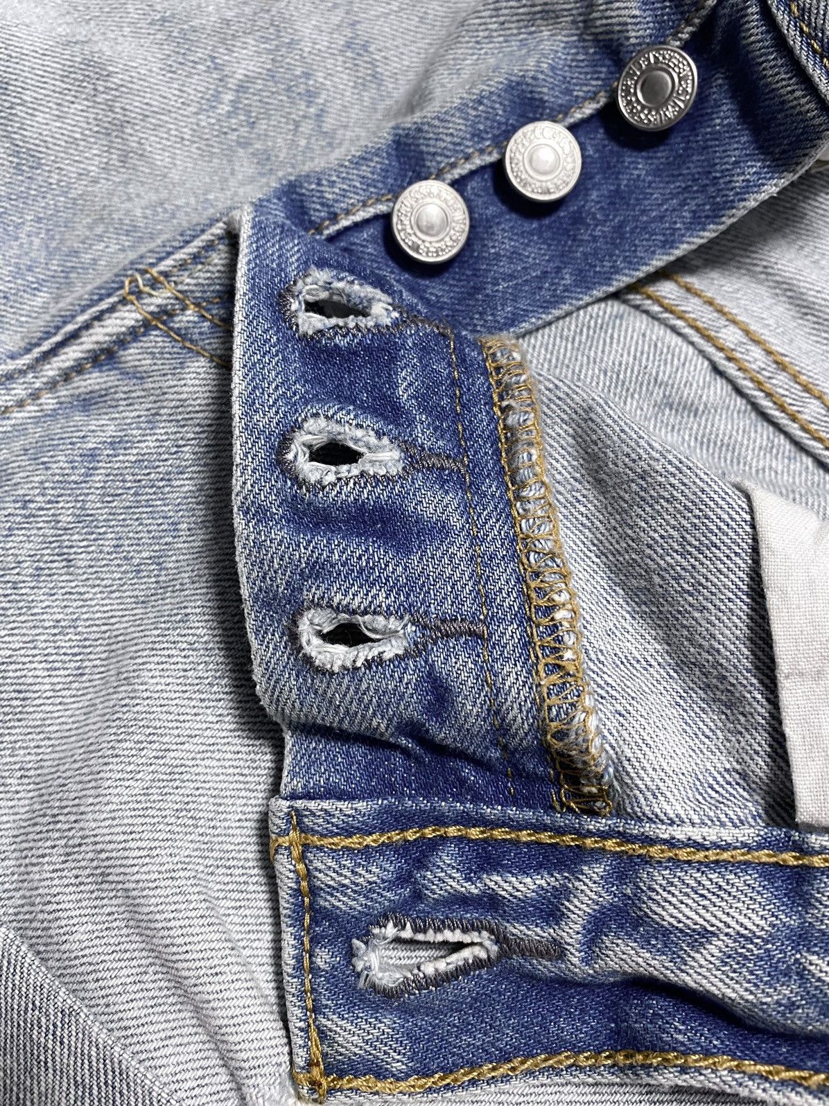 Levi's Vintage Clothing Women’s Levi’s Washed Distressed Reworked Shorts Denim Jeans Size 27" / US 4 / IT 40 - 13 Thumbnail