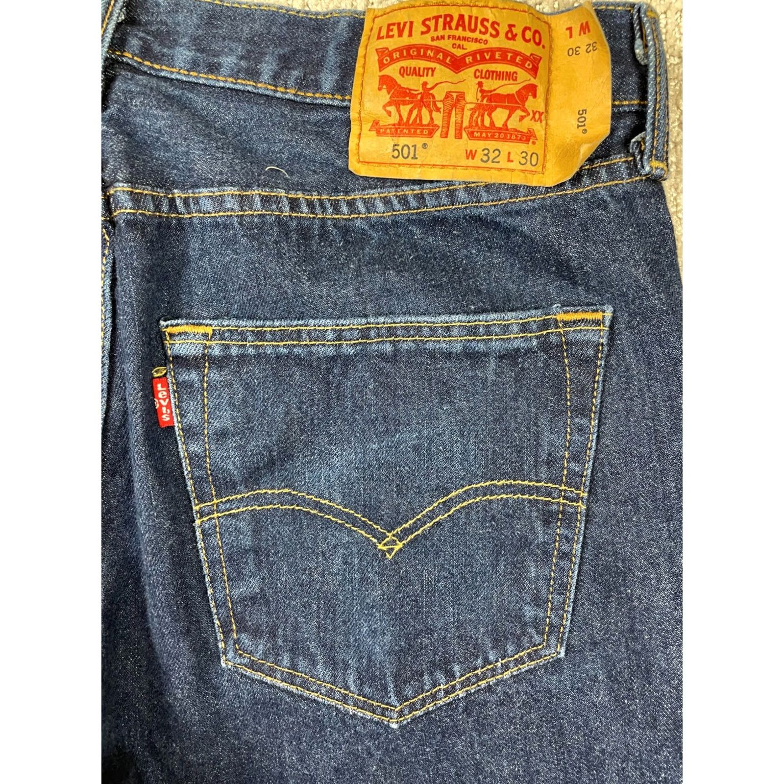 Levi's VINTAGE Levi's 501 Shorts Denim Button Fly Boho Festival Casual Women 32 Dark Wash High Rise 5-Pocket Fray Raw Hem Size 24" / US 00 / IT 34 - 2 Thumbnail