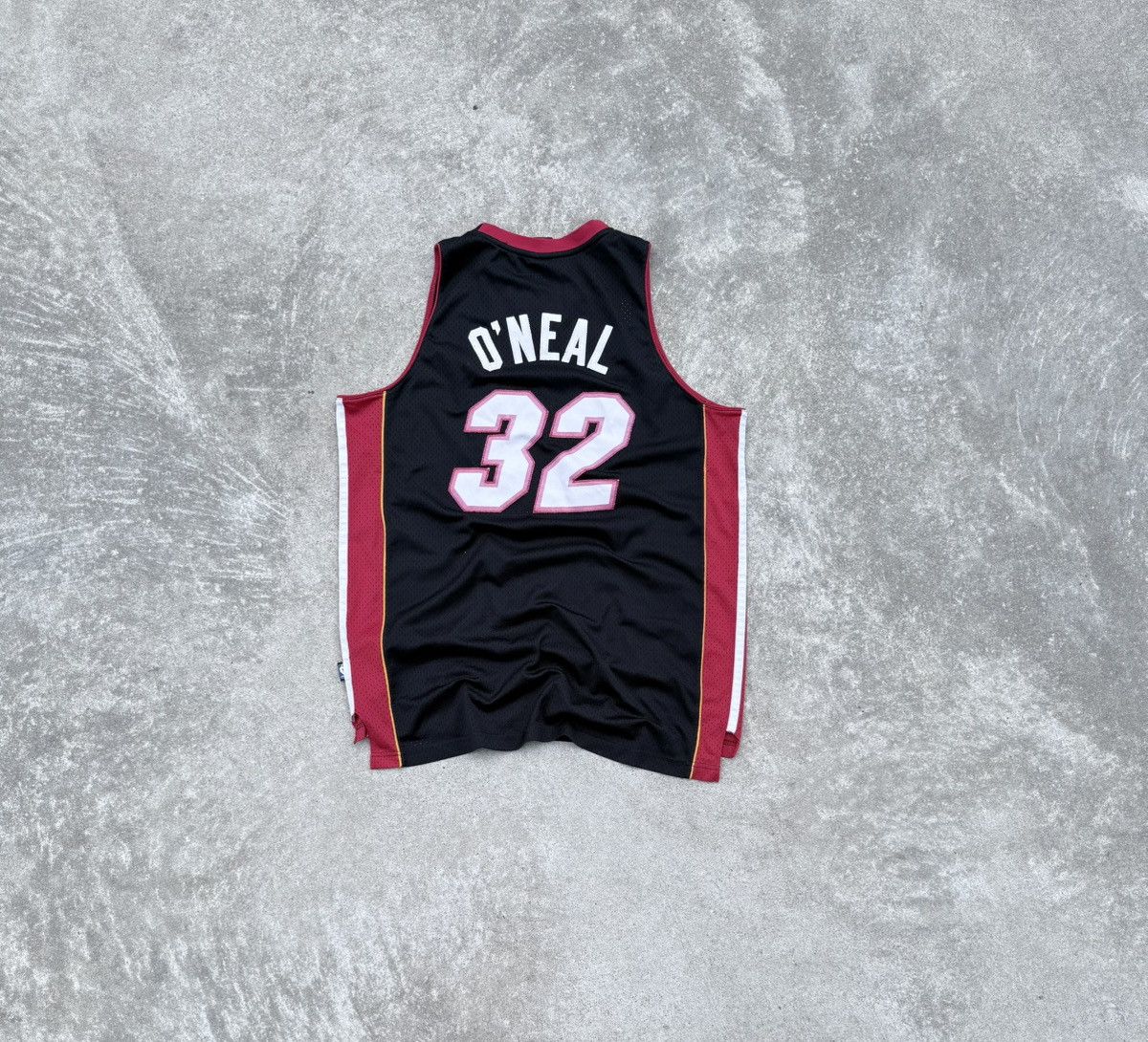 Other Vintage Reebok NBA basketball streetwear O’NEAL 32 jersey Size US XL / EU 56 / 4 - 2 Thumbnail