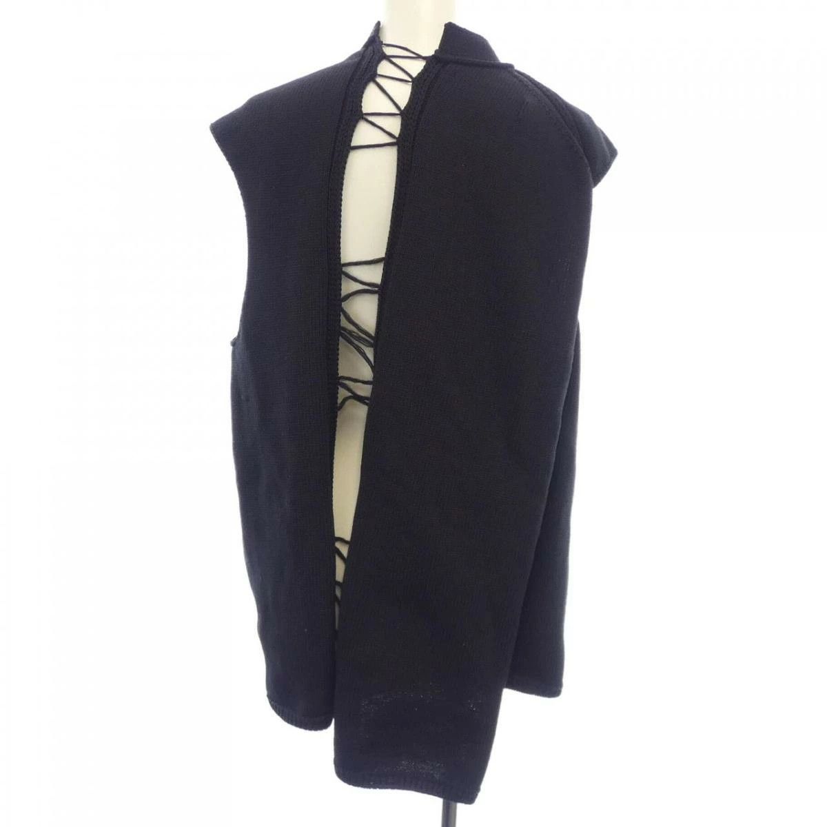 Comme des Garcons Homme Plus Vest Polyester V-neck Plain Button Up Black Size US S / EU 44-46 / 1 - 2 Thumbnail