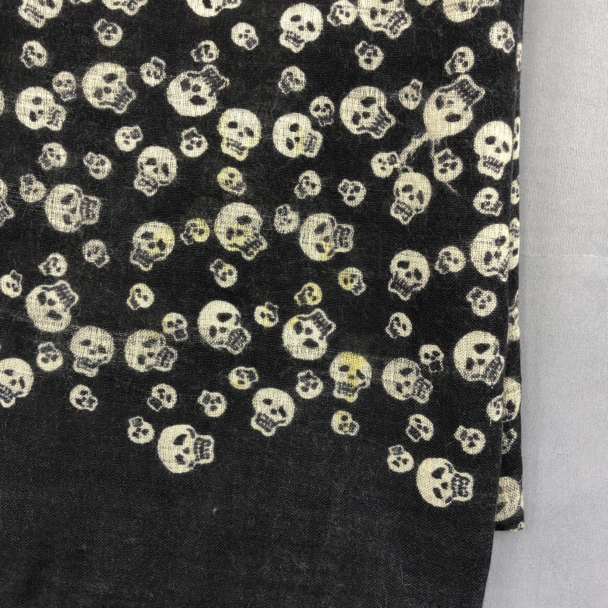 Japanese Brand Vintage Glen Prince Scarf Skulls Long Shawl Wool Scarves. Size ONE SIZE - 5 Thumbnail