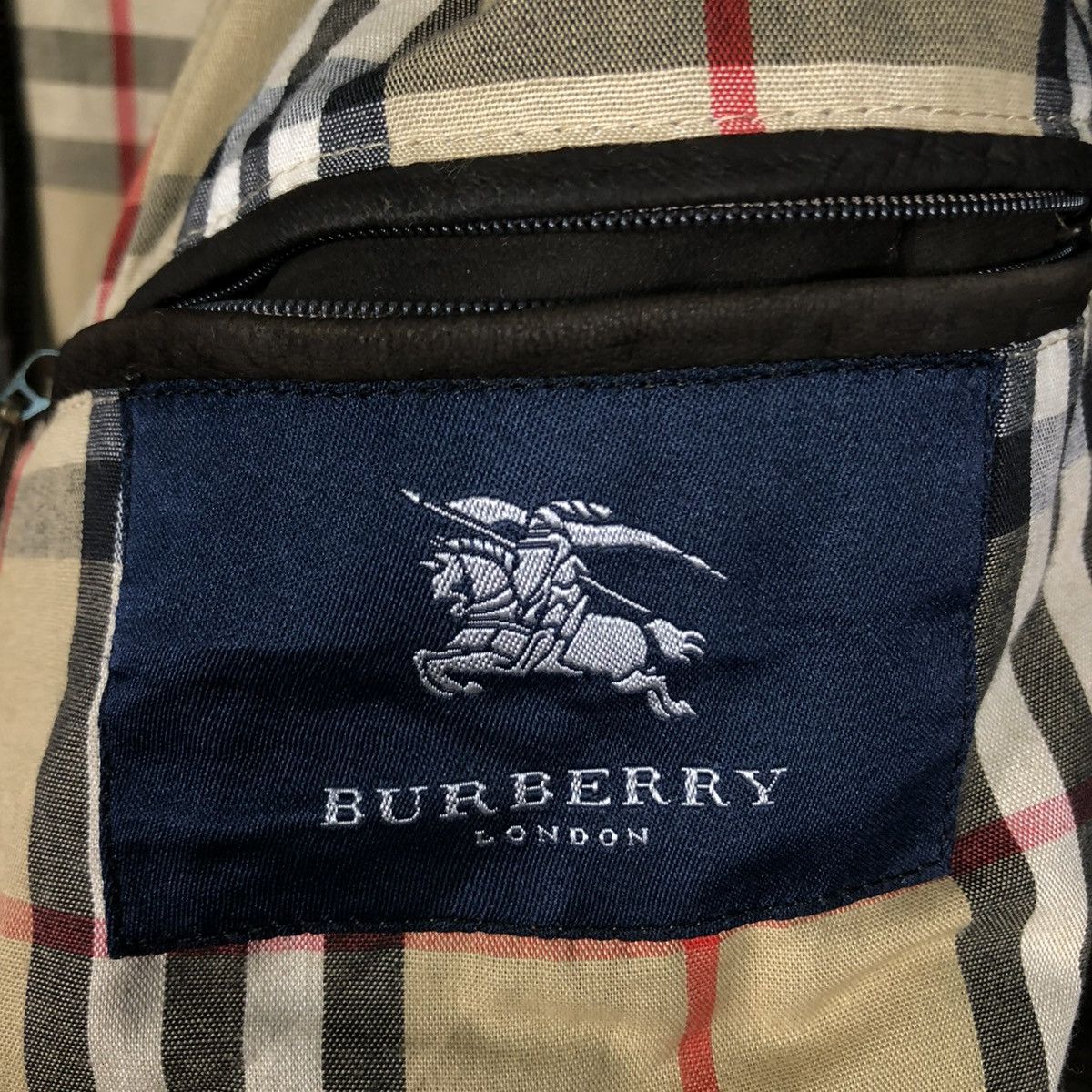Burberry 🔥VINTAGE LEATHER JACKET BURBERRY LONDON NOVA CHECK BLANKET Size US M / EU 48-50 / 2 - 21 Thumbnail