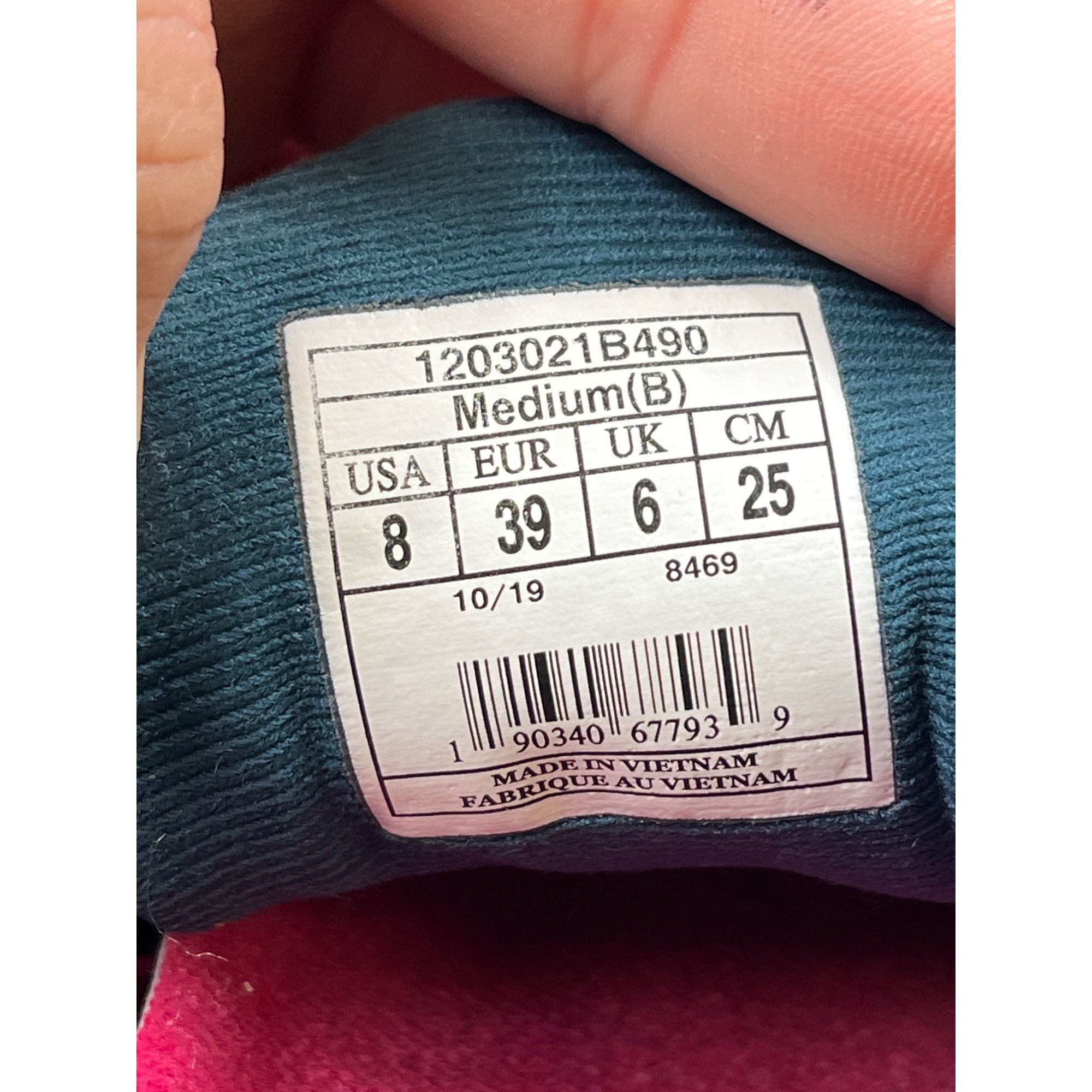 Brooks Brooks Womens Blue Pink Revel 3 Running Shoes Size 8 SKU 745 Size US 8 / IT 38 - 9 Thumbnail