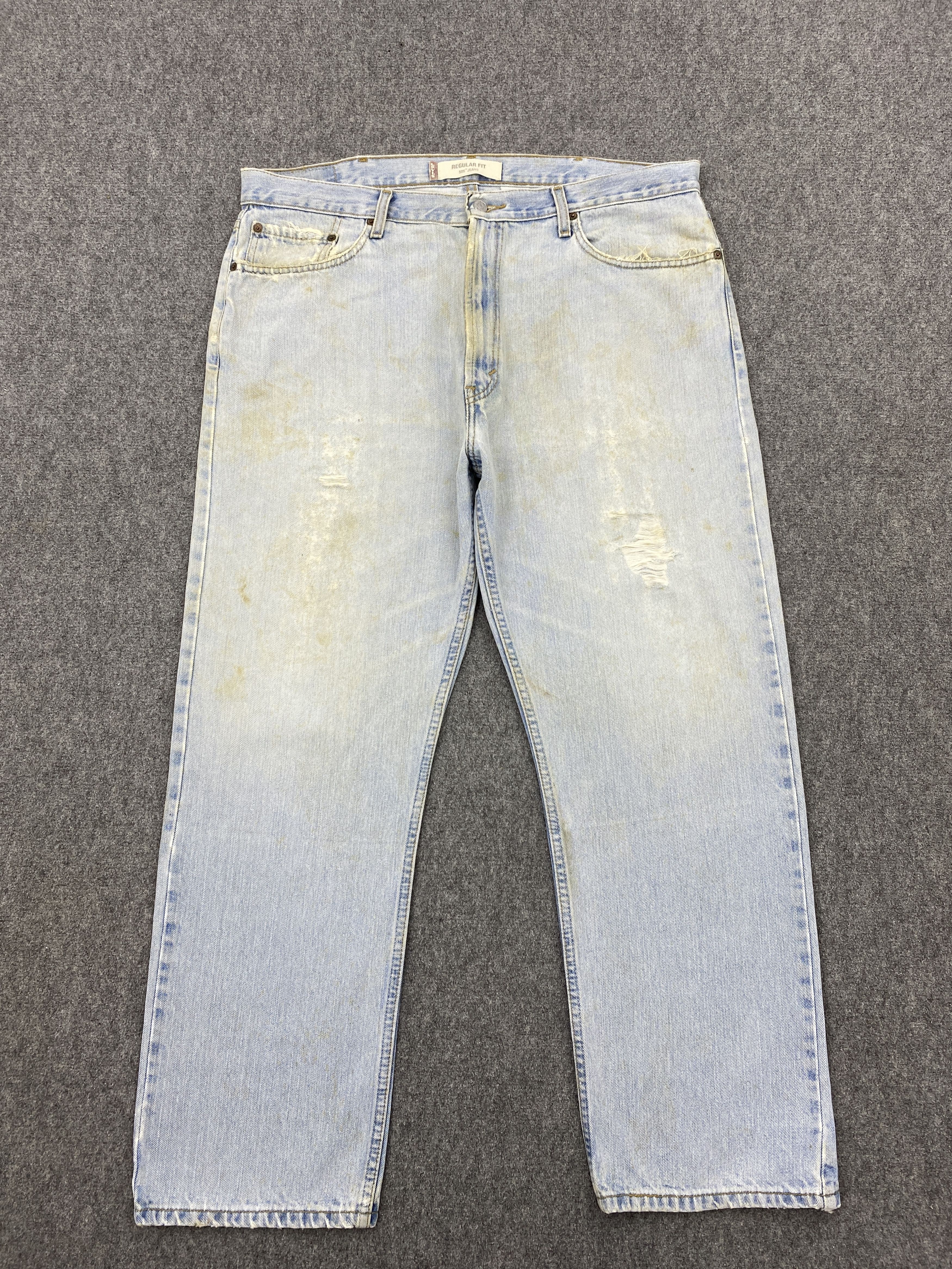 Levi's × Vintage Light Washed Vintage Levis 505 Straight Fit Denim Jeans Size US 40 / EU 56 - 1 Thumbnail