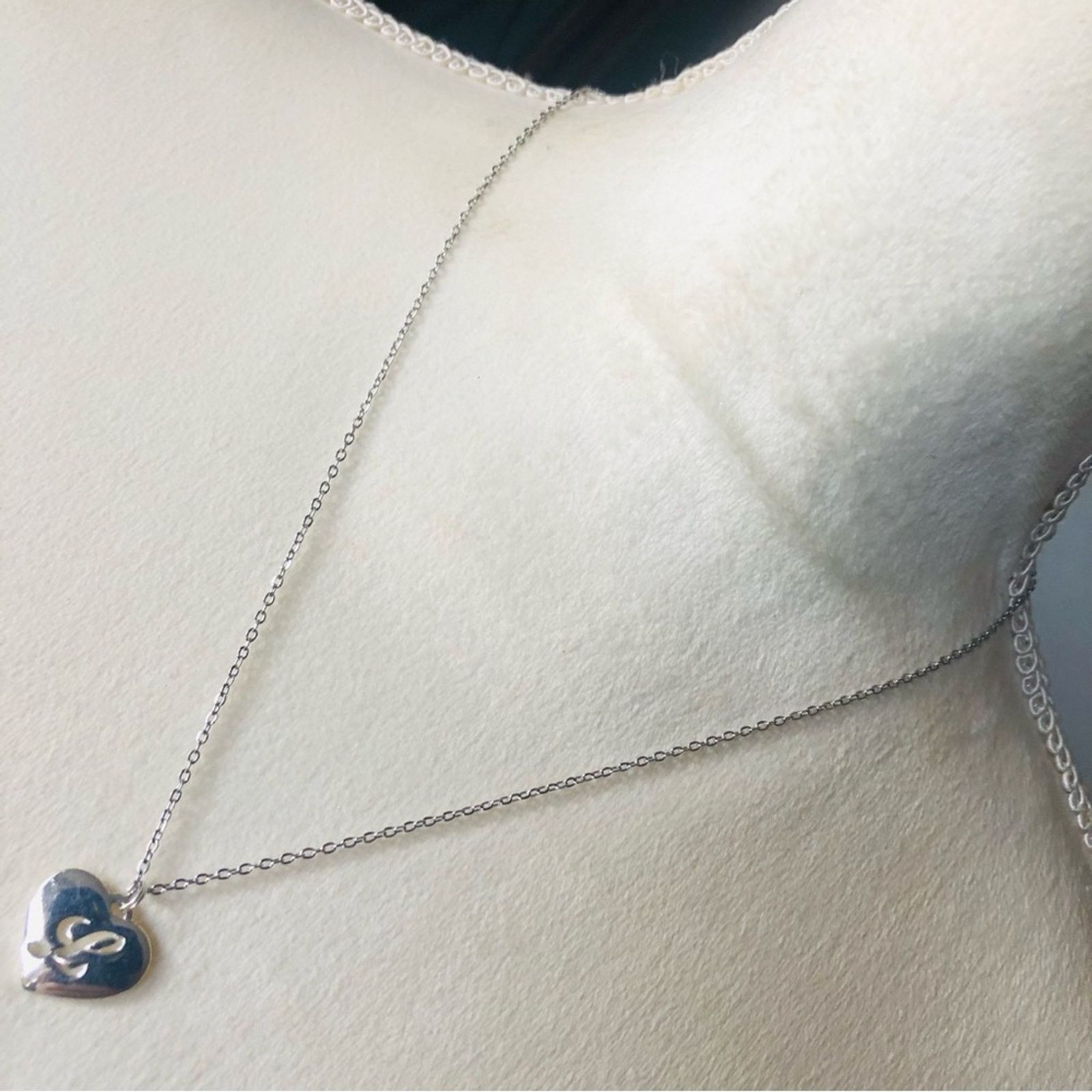Vintage Vintage sterling monogram initial “L” heart pendant necklace Size ONE SIZE - 1 Thumbnail