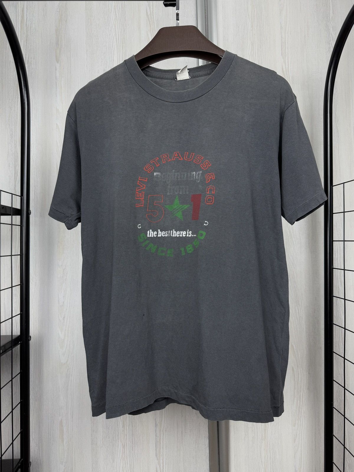 Levi's Vintage Clothing Levi's 90s Black Faded big logo Graphic Tee Shirt Size US M / EU 48-50 / 2 - 2 Thumbnail