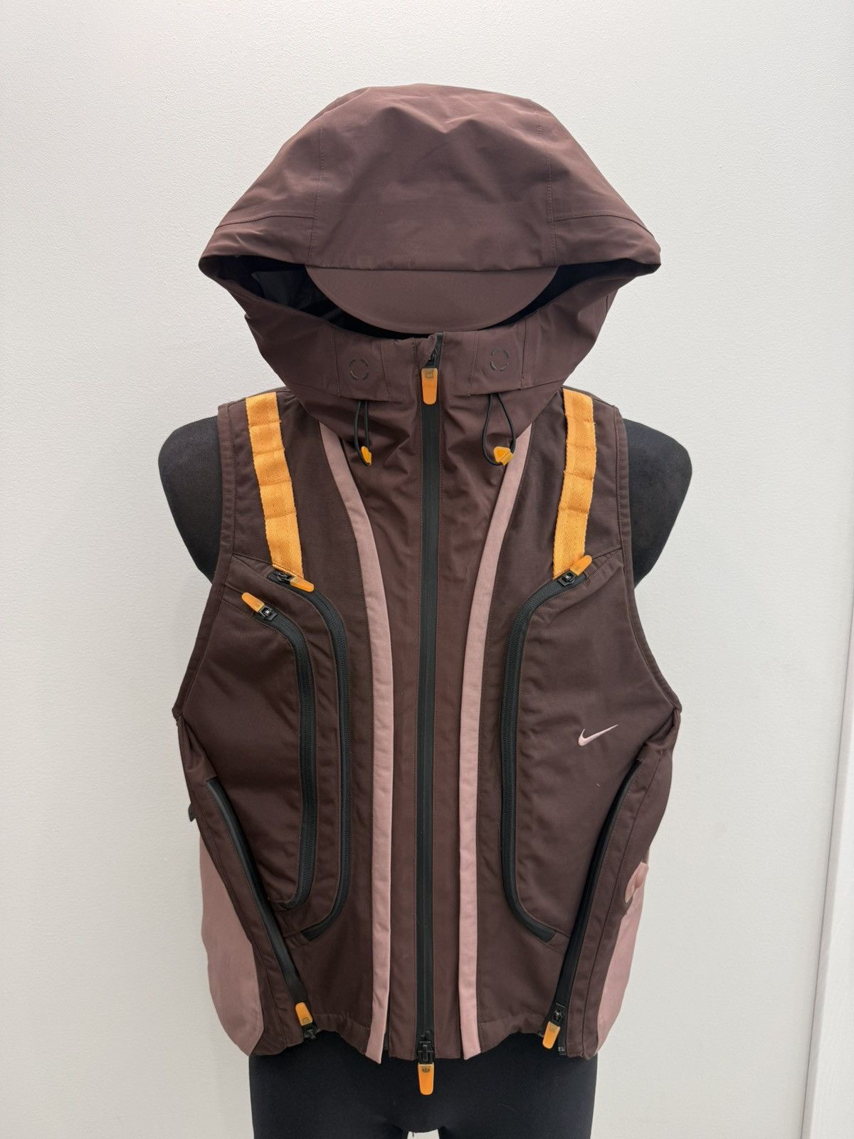 MMW × Nike Nike x MMW Beryllium Utility Vest | Grailed