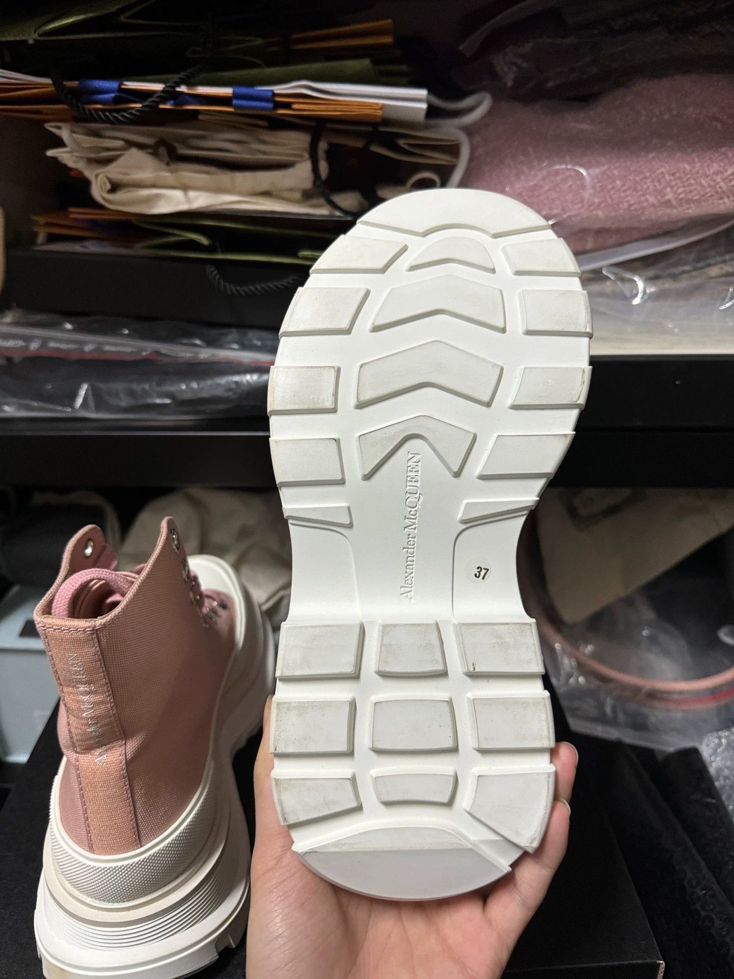 Alexander McQueen Alexander McQueen Tread Slick High-Top Pink 37 Boot Size US 6.5 / IT 36.5 - 7 Thumbnail