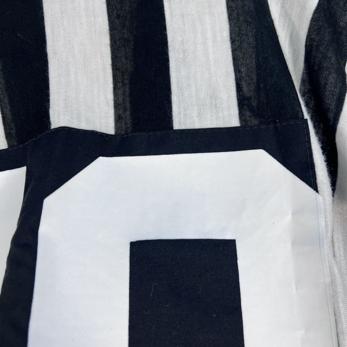 Kappa Long sleeve KAPPA Juventus 1983 PLATINI 10 ARISTON ITALY Size US M / EU 48-50 / 2 - 17 Thumbnail