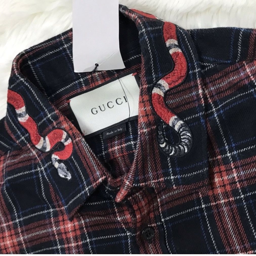 Gucci GUCCI Button Up Flannel Shirt - Embroidered Snake Pattern Size US S / EU 44-46 / 1 - 1 Thumbnail