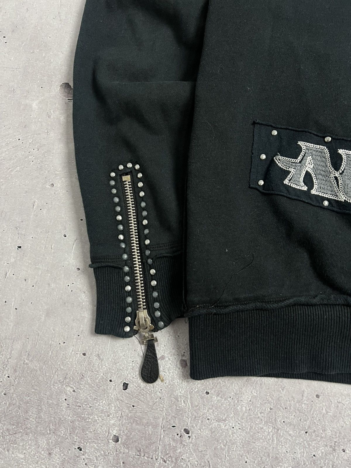 Christian Audigier Vintage Y2K Christian Audigier Zip Sweatshirt Size US L / EU 52-54 / 3 - 6 Thumbnail