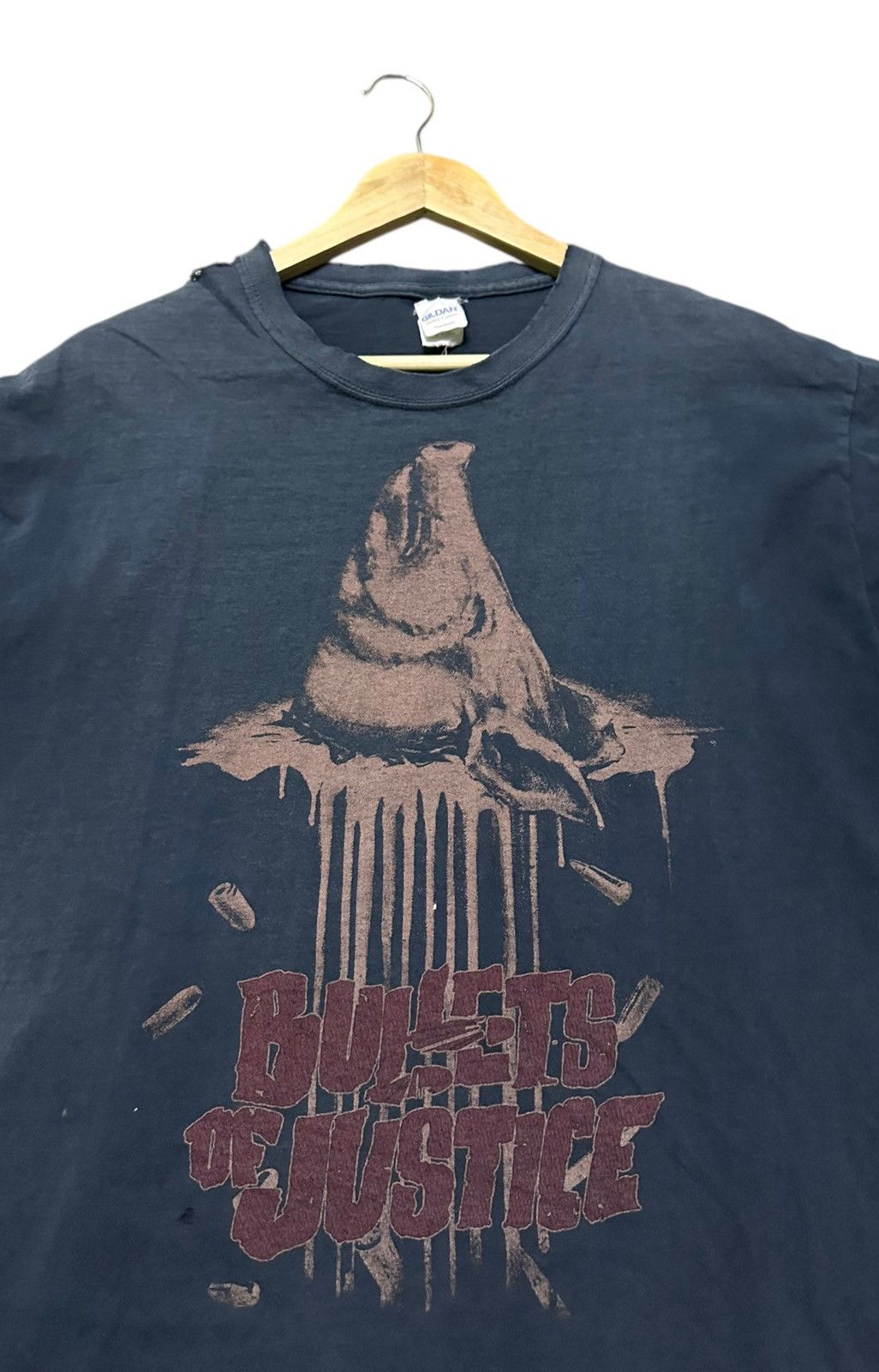 Other Vintage Thrased Bullets of justice tshirt movie Size US M / EU 48-50 / 2 - 3 Thumbnail