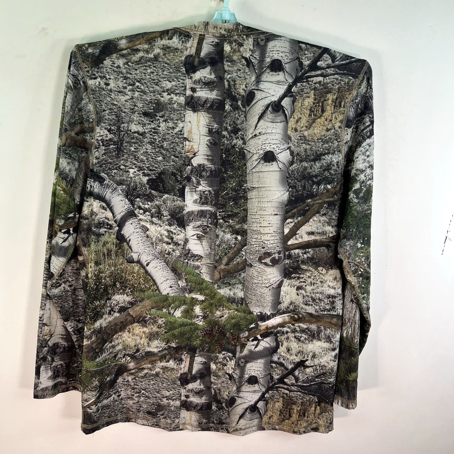 Vintage Mossy Oak Birch Camo Scent Control Poly Soft Shirt Mens Size L Long Sleeve Crew Neck Shirt Camouflage Outdoor All Seasons Moisture Wicking Regular Fit Size US L / EU 52-54 / 3 - 4 Thumbnail