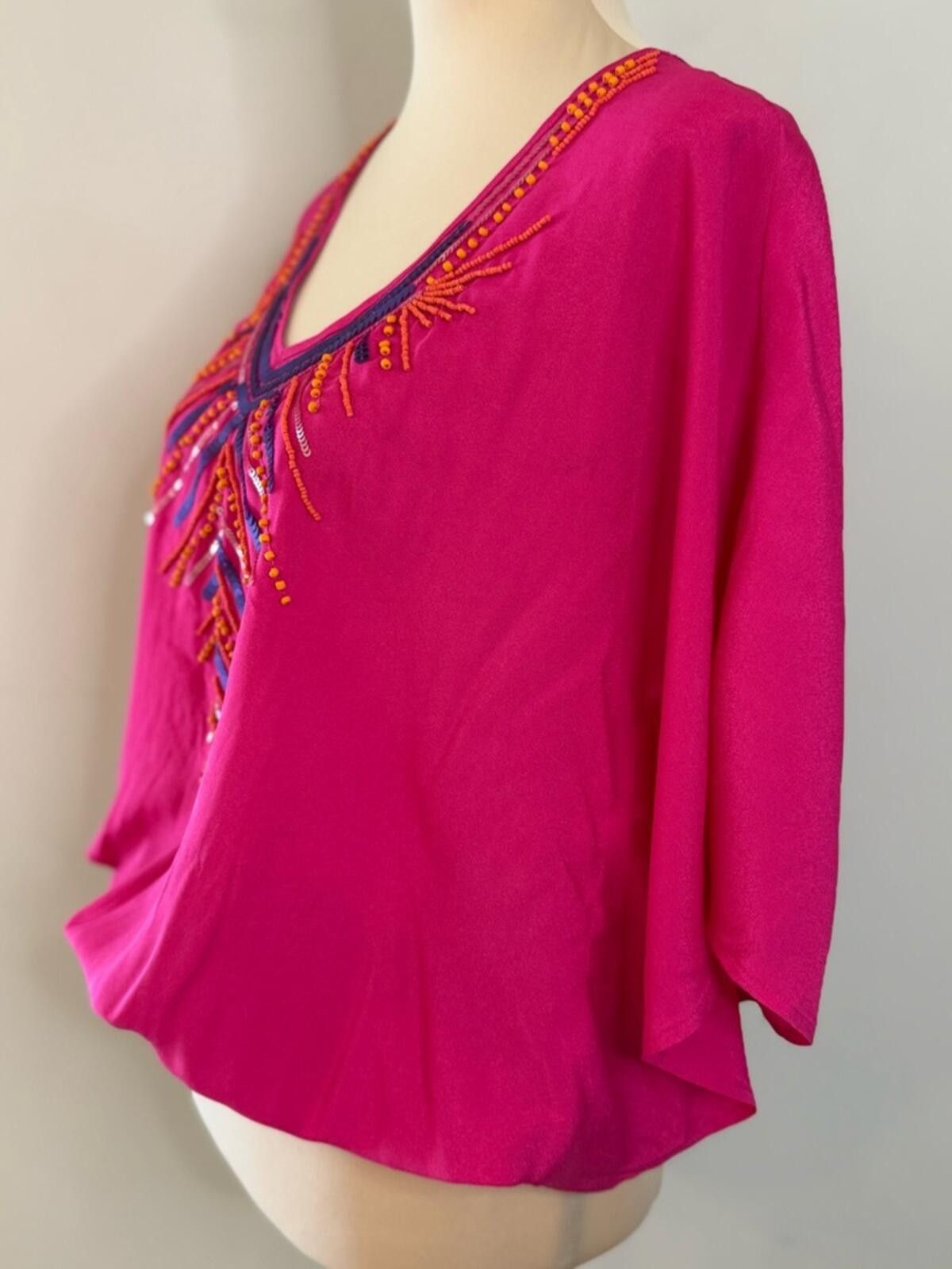 Other Coldwater Creek magenta beaded V neck bat wing top SZ XS 4-6 Size XS / US 0-2 / IT 36-38 - 3 Thumbnail