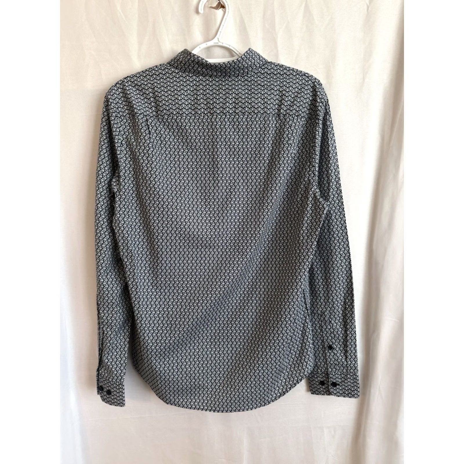 Express Express Button-Up Shirt Women? Mens Small Geometric Print Dress Workwear NWT Multicolor Button-Down Short/Long Sleeve? Size 36R - 2 Thumbnail