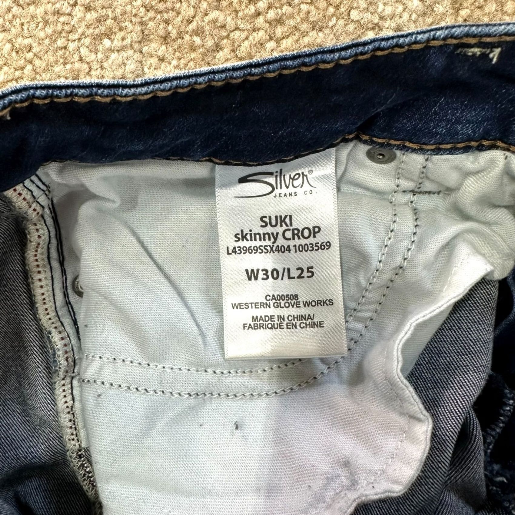 Silver Jeans Co. Silver Jeans Suki Skinny Jeans Women's 30x25 Blue Denim Stretch Slim 5-Pocket - Regular Size Type: Jeans Size 30" / US 8 / IT 44 - 4 Thumbnail
