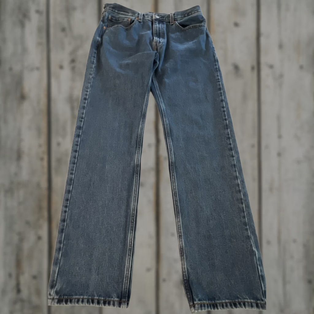 Levi's Levi’S Jeans Mens 34x32 Blue Denim Zipper Pockets Size US 34 / EU 50 - 1 Thumbnail