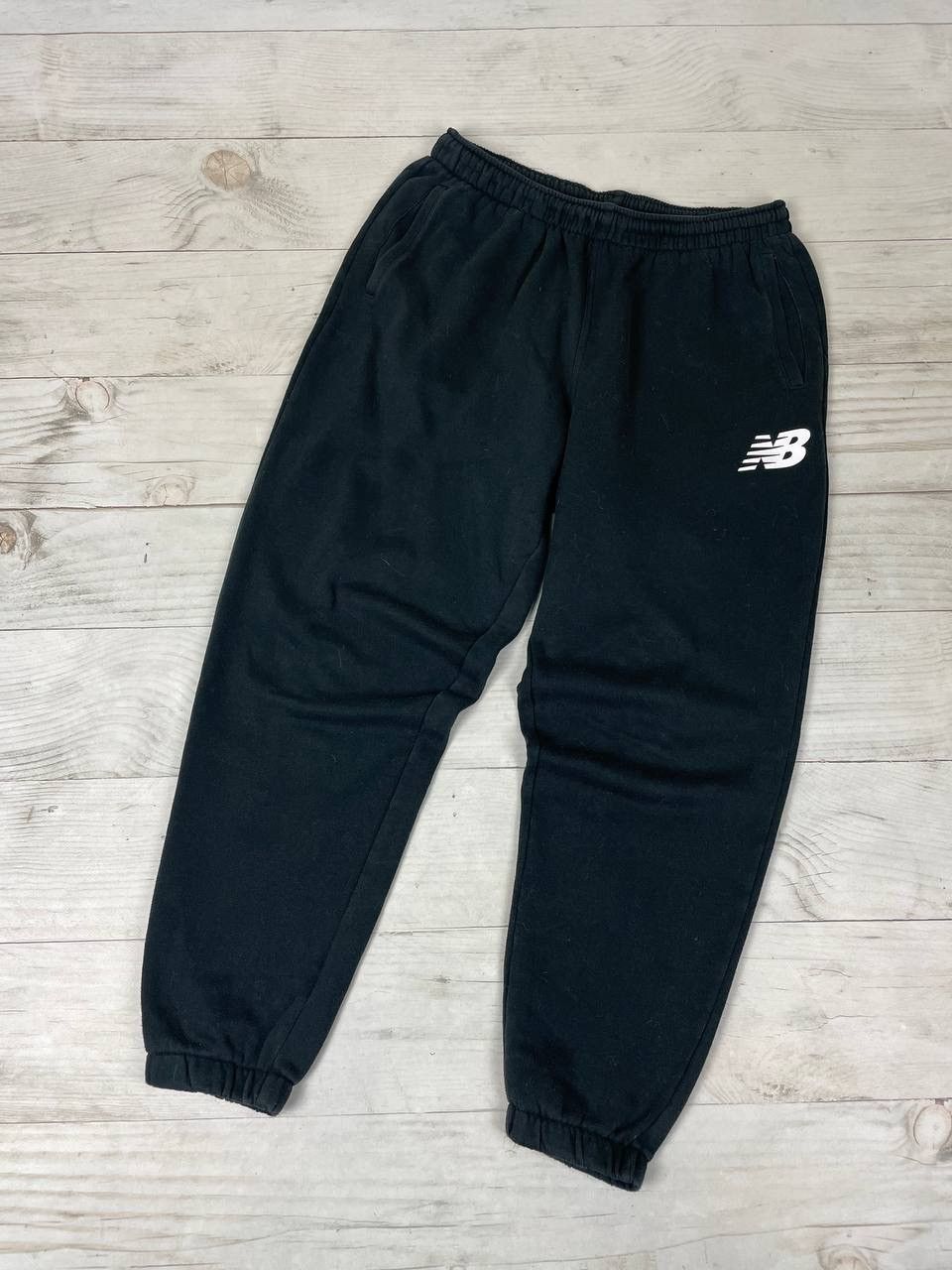 New Balance New Balance Sweatpants Joggers Size US 34 / EU 50 - 1 Thumbnail