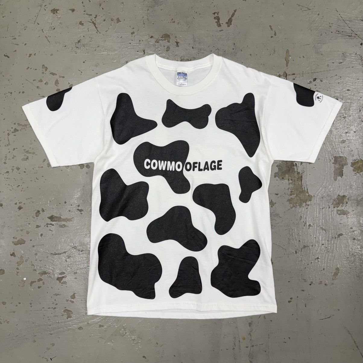 Vintage Vintage Cowmooflage Cow Camo All Over Print Tee Size US L / EU 52-54 / 3 - 1 Thumbnail