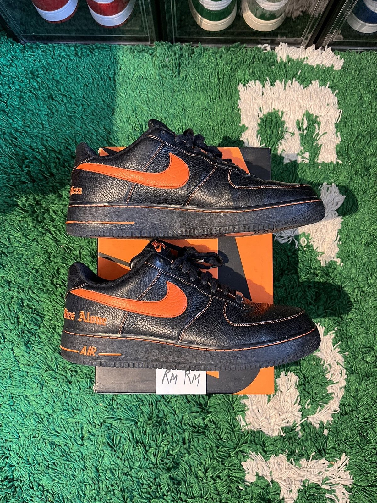 Nike × Vlone Air Force 1 Vlone (Harlem Box) Size US 12 / EU 45 - 2 Thumbnail
