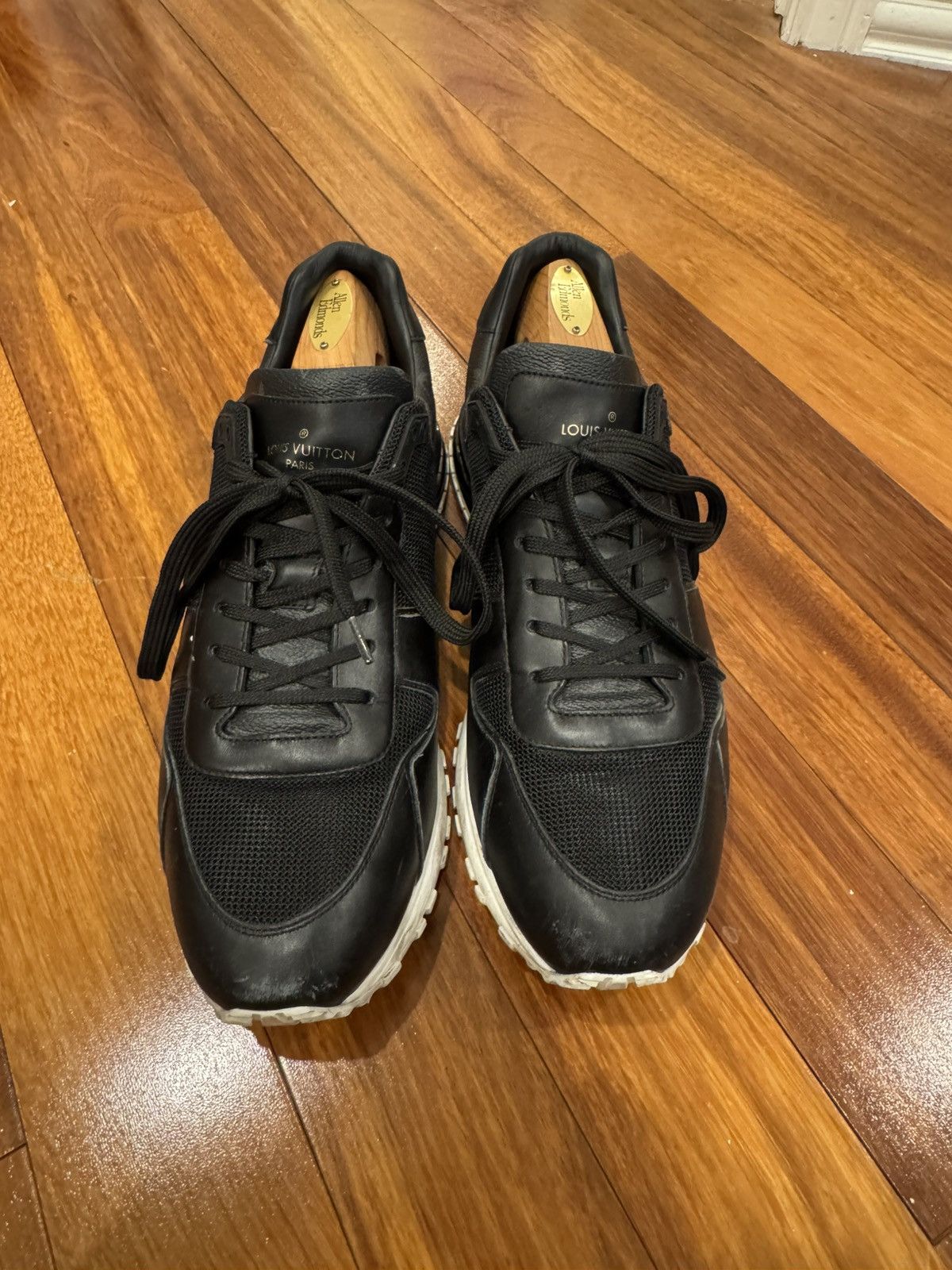 Louis Vuitton Louis Vuitton Run Away Low Top Leather Sneaker Size US 10 / EU 43 - 2 Thumbnail