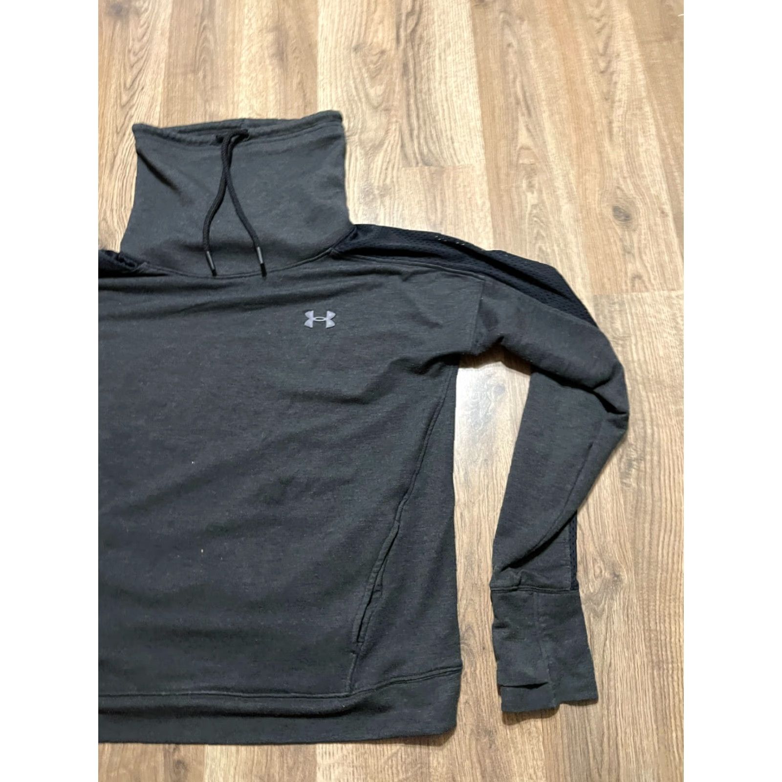 Under Armour Under armour Sweatshirt, Women's Size Small, Black, Long Sleeve, Turtleneck, Pullover, Casual Ladies S Black Modern Spring Fall, Womens Size S / US 4 / IT 40 - 4 Thumbnail