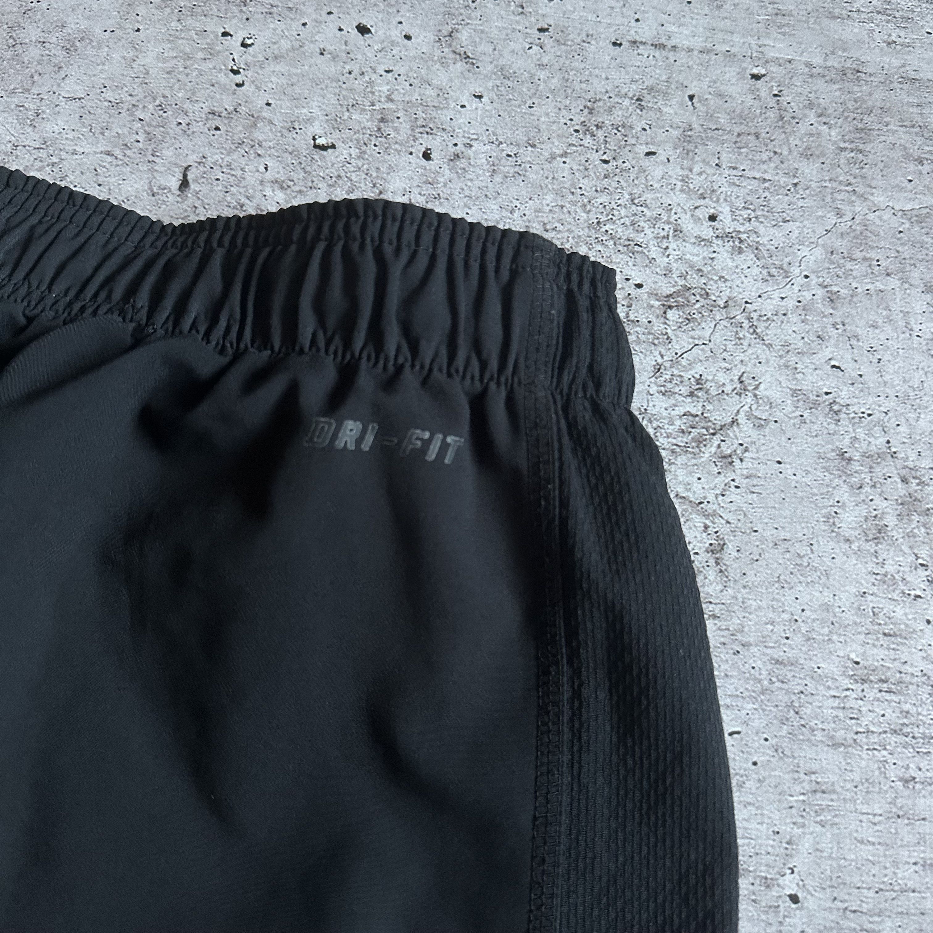 Nike × Vintage Nike Nylon Baggy Swoosh Logo Overisize y2k Pants Size US 36 / EU 52 - 8 Thumbnail