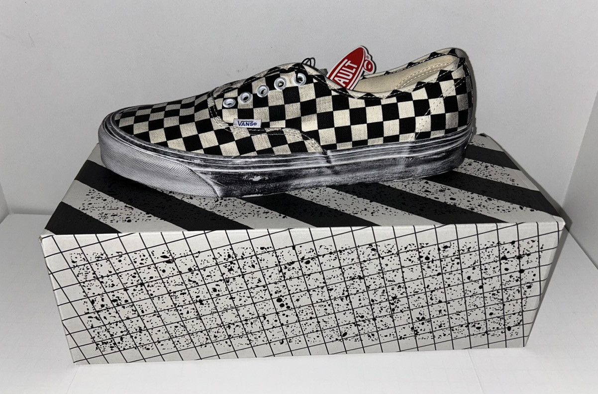 Vans Vans Vault OG Authentic L Stressed Checkerboard Size 11 NEW 